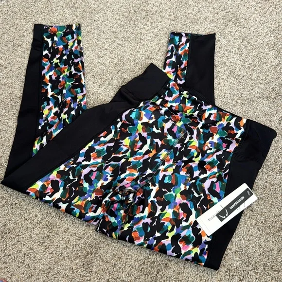 Nanette Lepore multicolor athletic compression 7/8 length legging,Medium NWT - Picture 3 of 7